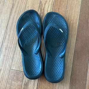 Nike Flip Flops